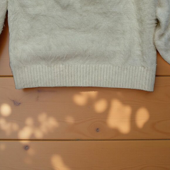Banana Republic Fuzzy Off-Shoulder Sweater (XS)/TP - Picture 3 of 4